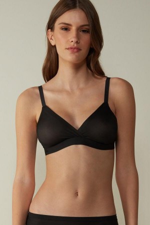 Intimissimi Emma Invisible Touch Triangle Melltartók Női Fekete | HUYU4866